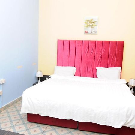 Bahrain Plaza Hotel Al-Manamah Bagian luar foto